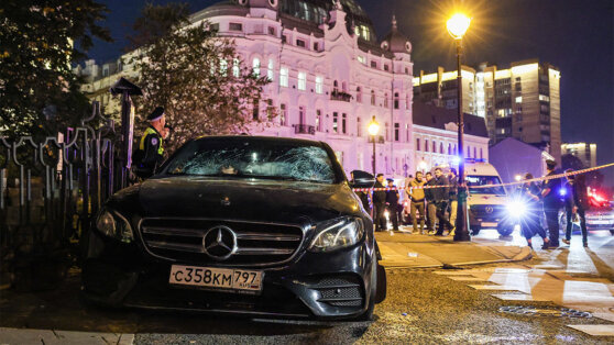    ТАСС: полиция задержала сбившего пешеходов в центре Москвы водителя Mercedes Егор Ильяшов