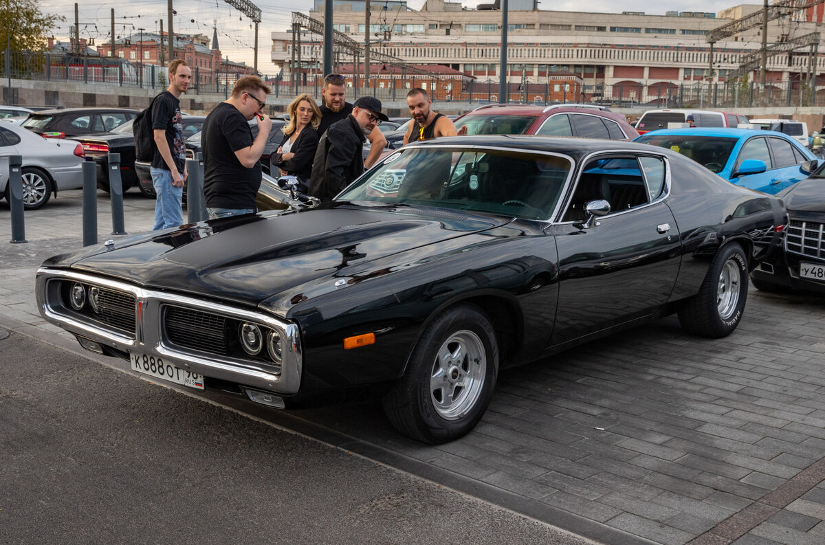Додж Чарджер 1971 GTX