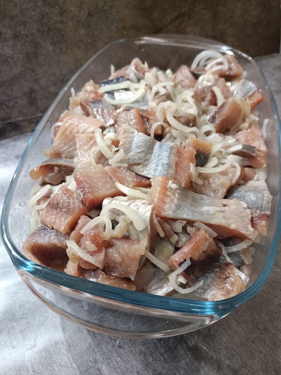 сельдь малосольная от магазина Рыба моей мечты, солим без уксуса.