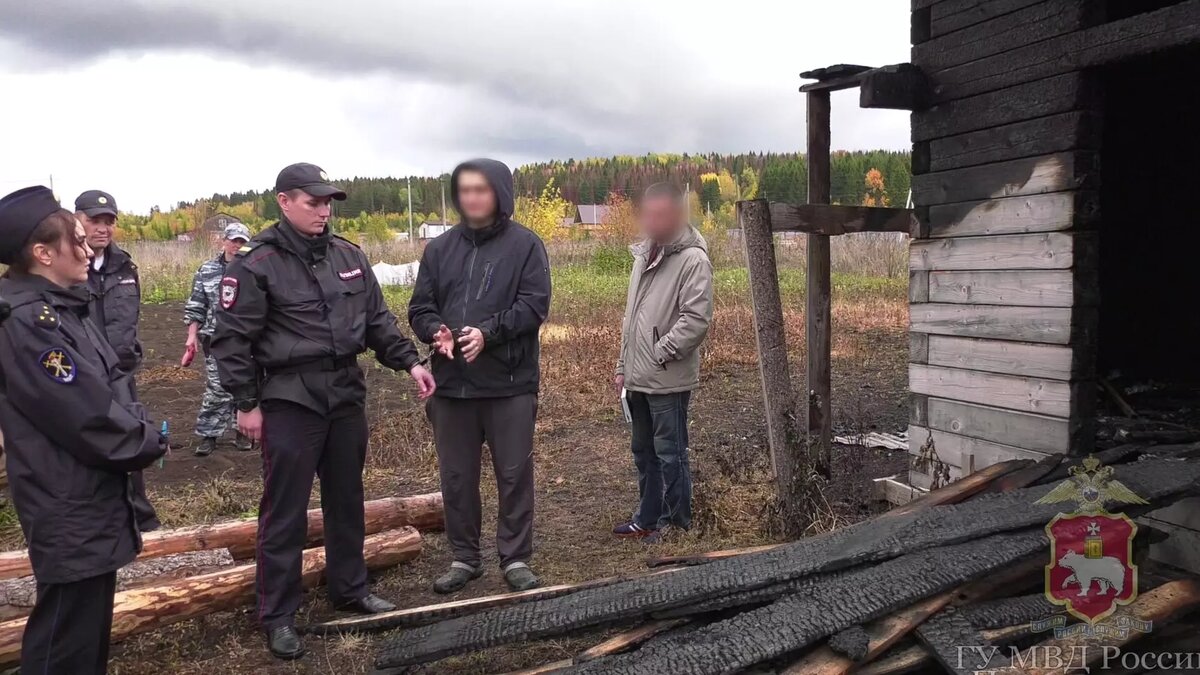     Мужчина признался в преступлениях.