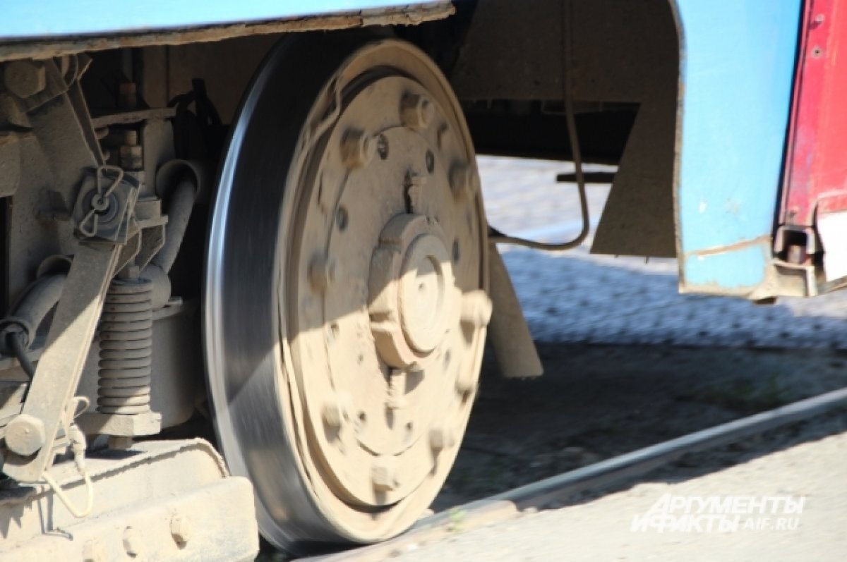    В Бурятии сошел с рельсов локомотив грузового поезда