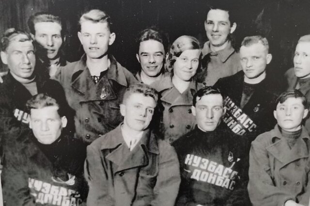    Участники лыжного перехода Донецк-Кузбасс, 1936 год Фото: Администрация города Кемерово