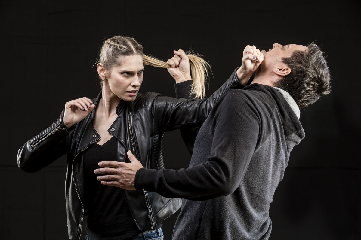 Самооборона (фото с Яндекс Картинок)