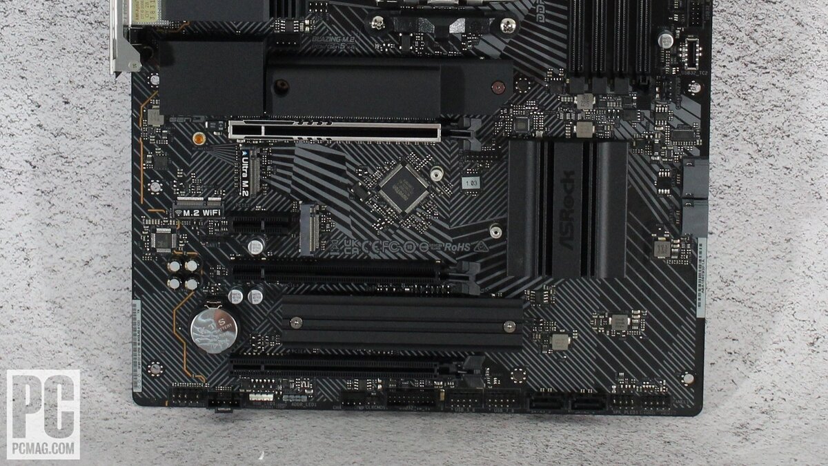 Asrock pg lightning. ASROCK x670e PG Lightning три коротких сигнала