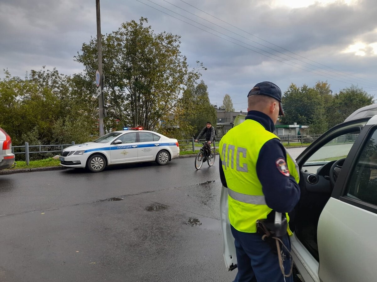 Водителю позвонили представились инспектором ДПС, сказали что вы  подозреваетесь в том, что скрылись с места ДТП, как быть. Ответ автоюриста  | Автоюрист. Всё о ДПС. | Дзен