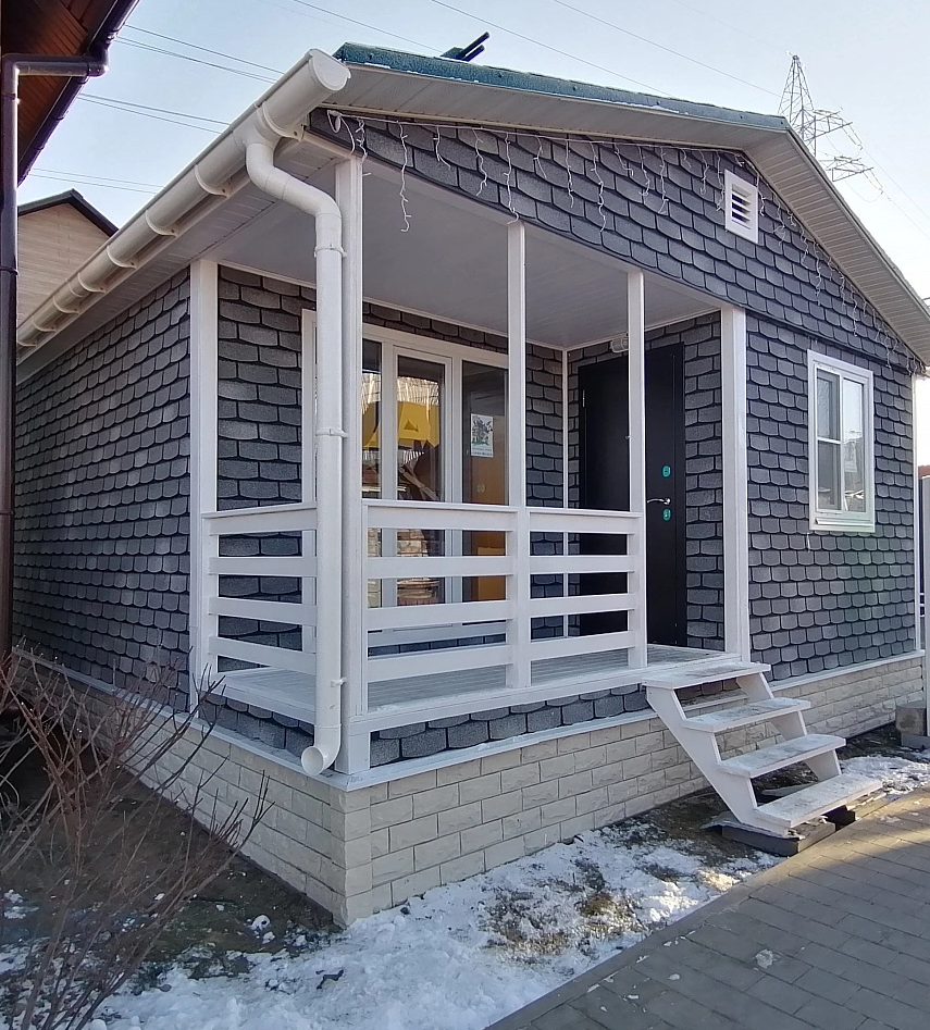 Так дом выглядит снаружи