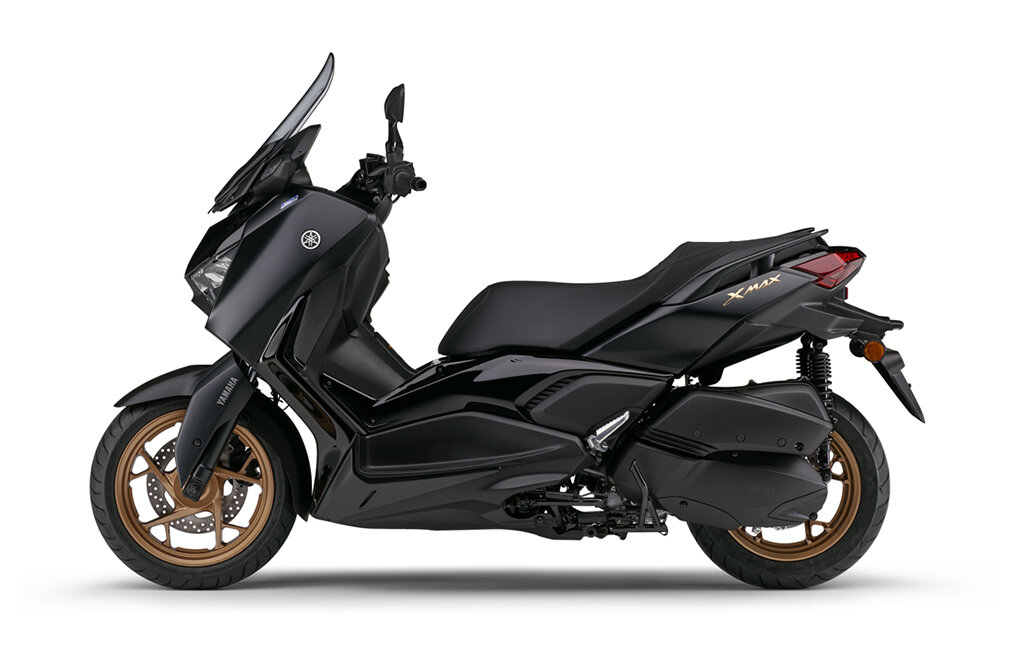 Yamaha 2023. Yamaha 2023. Yamaha r15 v4. Yamaha maxi scooter. Yamaha x max tech.
