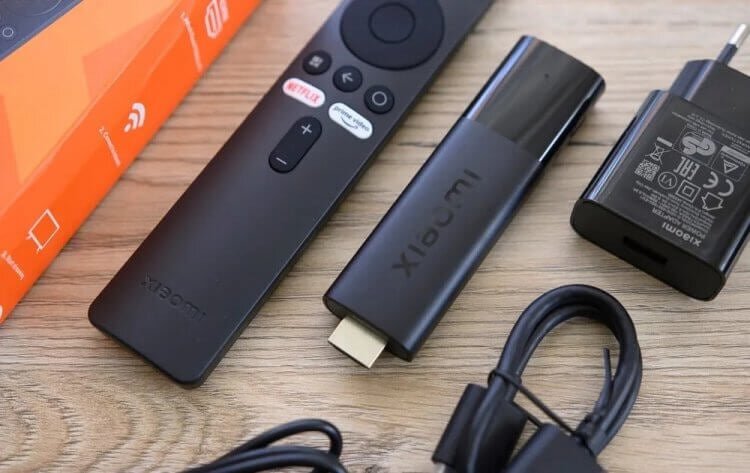    Xiaomi Mi TV Stick 4K может превратить любой телевизор в умный. Источник: xiaomi.moscow