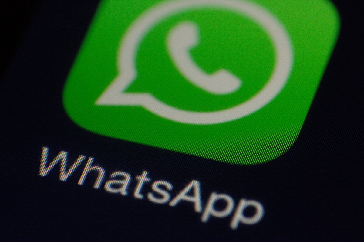    Baza: в Дагестане учителям школ запретили использовать WhatsApp для работы