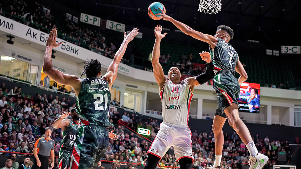     Фото: Ильнар Тухбатов / Коммерсантъ