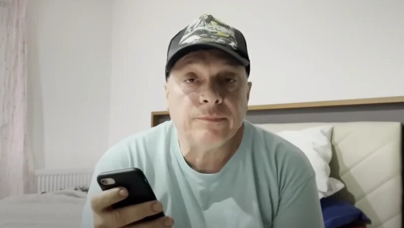 Скриншот видеообращения на YouTube-канале «Андрей Разин» / Андрей Разин сейчас