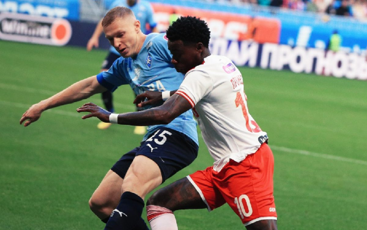 Промес был недоволен заменой...