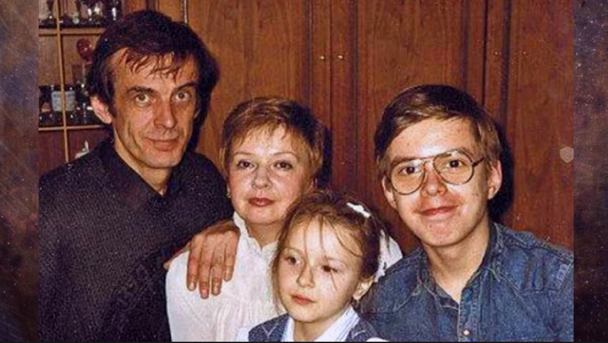 Георгий и Екатерина с сыном и дочерью
