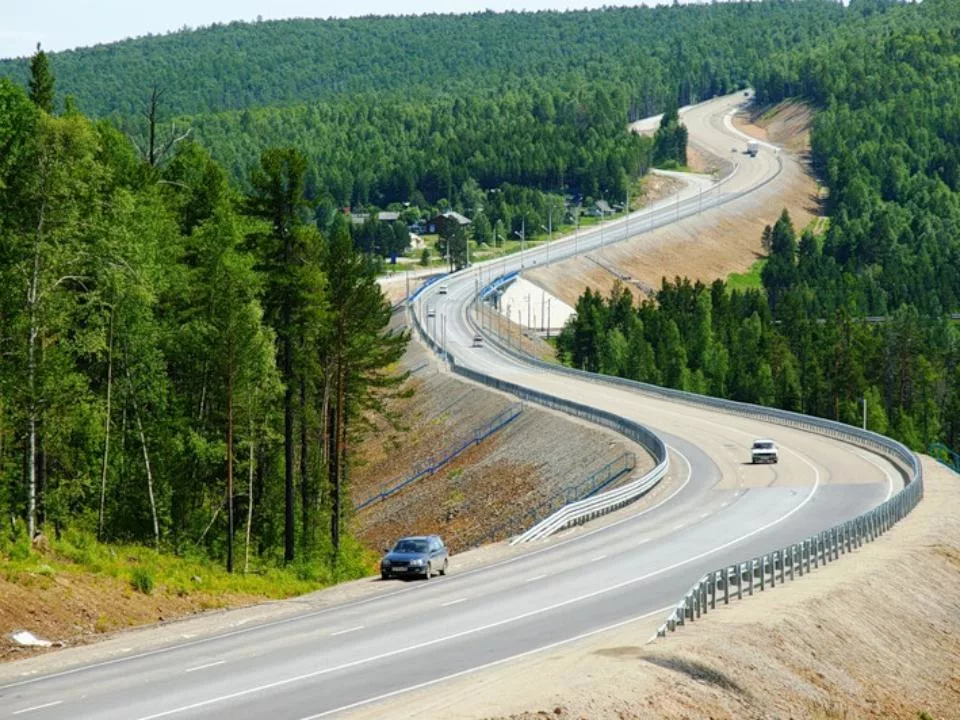 Трасса Иркутск - Култук. Фото из открытых источников Яндекс.Картинки