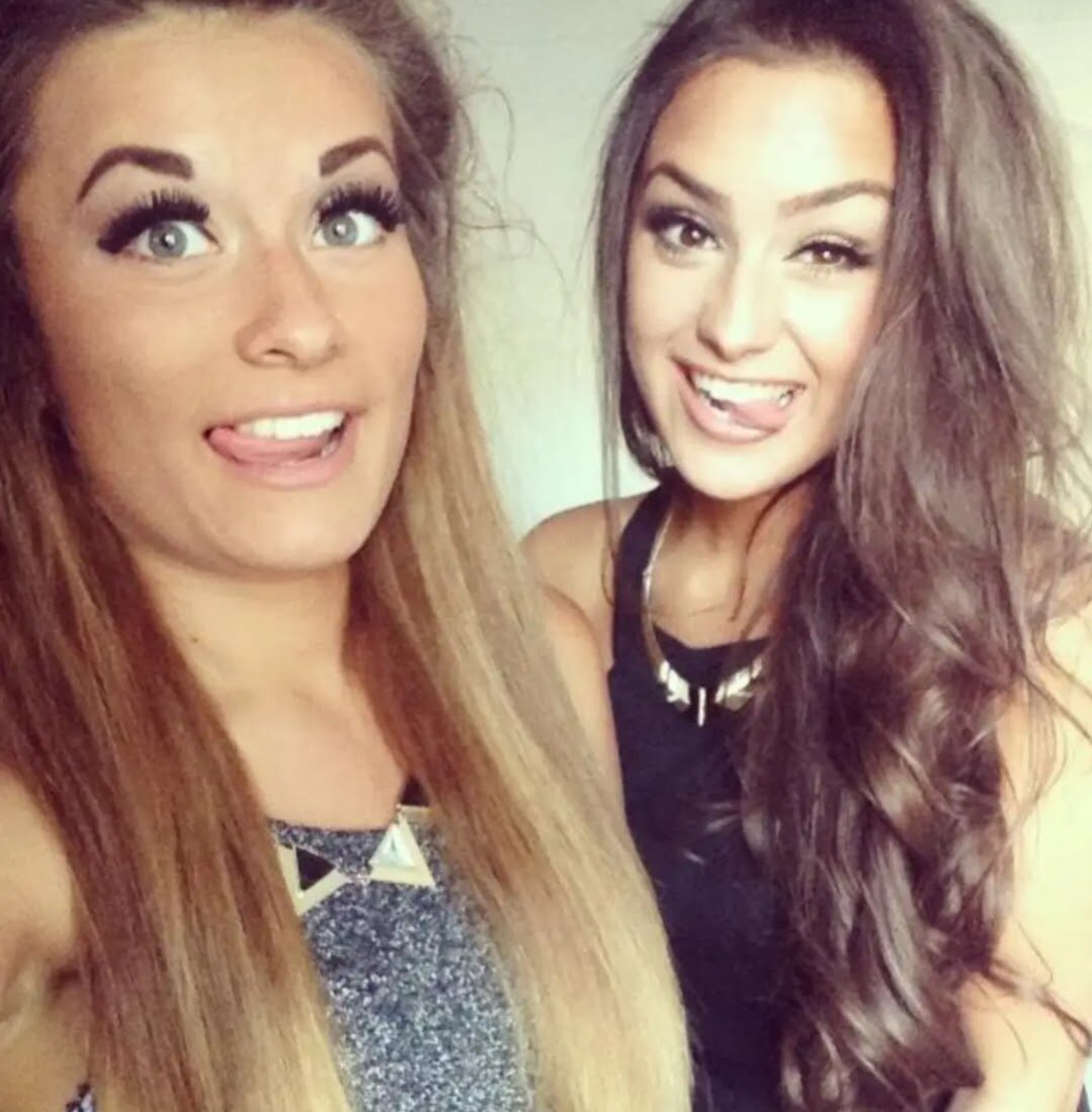 Amy Rose Walker Smile Amy Rose Walker Tongue Mouth Open 