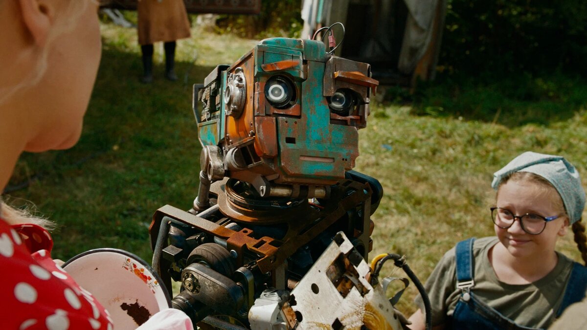 Кадр из т/с «Кибердеревня».