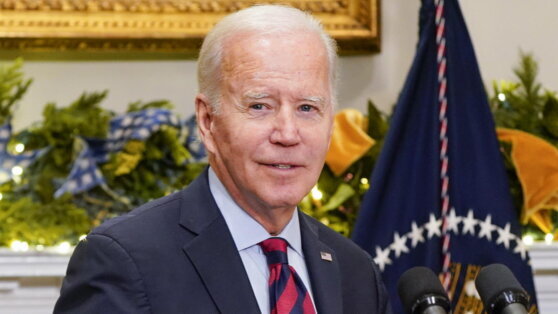    Байден подписал проект финансирования правительства США без помощи Украине Егор Ильяшов