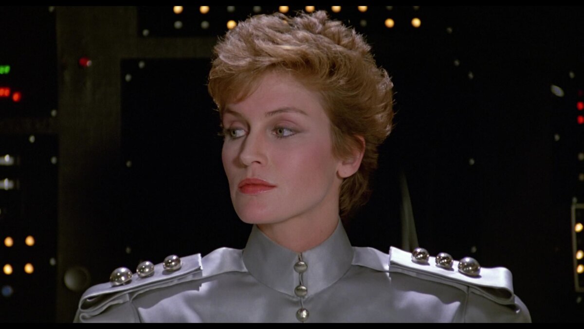 Лесли Бевис. Кадр из фильма "Космические яйца" (1987)