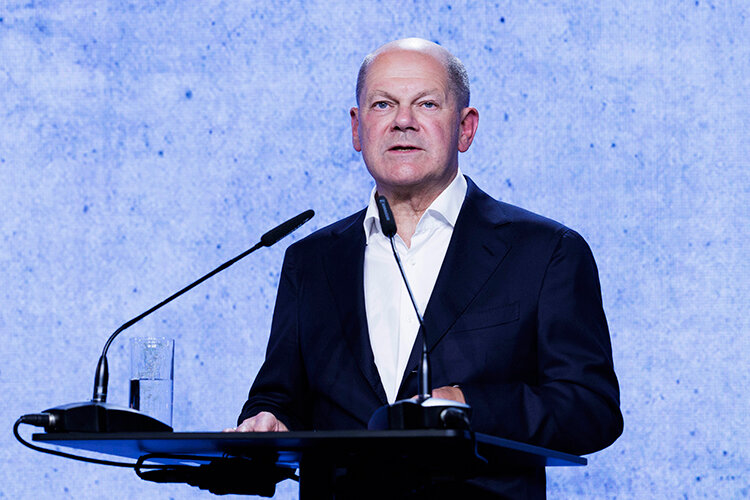    «Господин Шольц и другие представители власти в Германии полагают, что нужно прекратить поставлять Украине дальнобойное оружие — чтобы не спровоцировать Россию, которая может ответить на применение такого вооружения нападением на натовскую территорию» Фото: © Carsten Koall / dpa / www.globallookpress.com