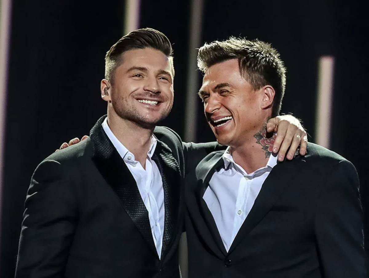 Новый год смэш. Новый год смэш. Новый год смэш. Трэш смэш. Новый год смэш.