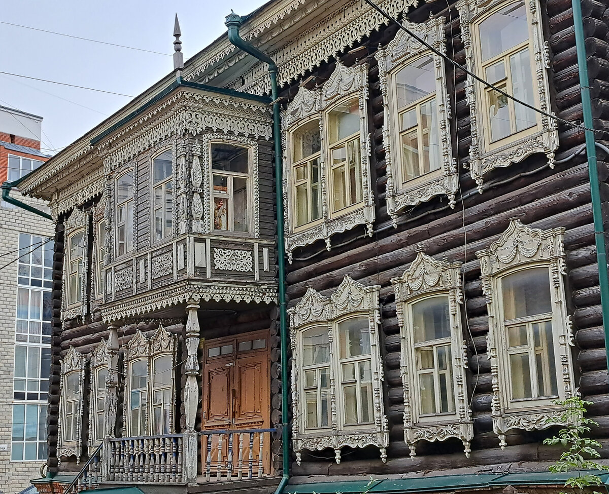 Резной эркер