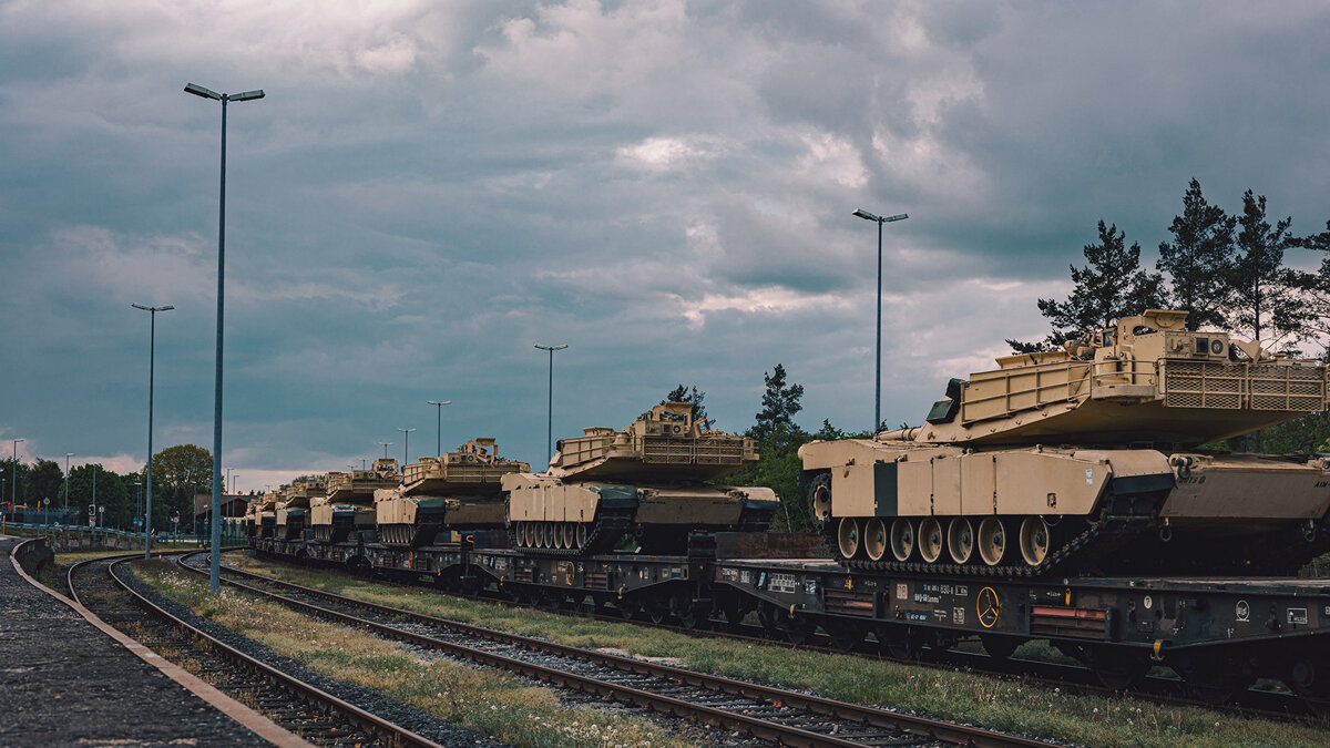    Танки M1A1 Abrams© Фото : Public Domain/Spc. Christian Carrillo