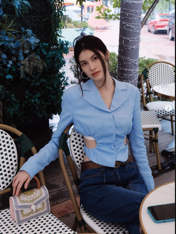 Источник: https://www.instagram.com/hesui923*