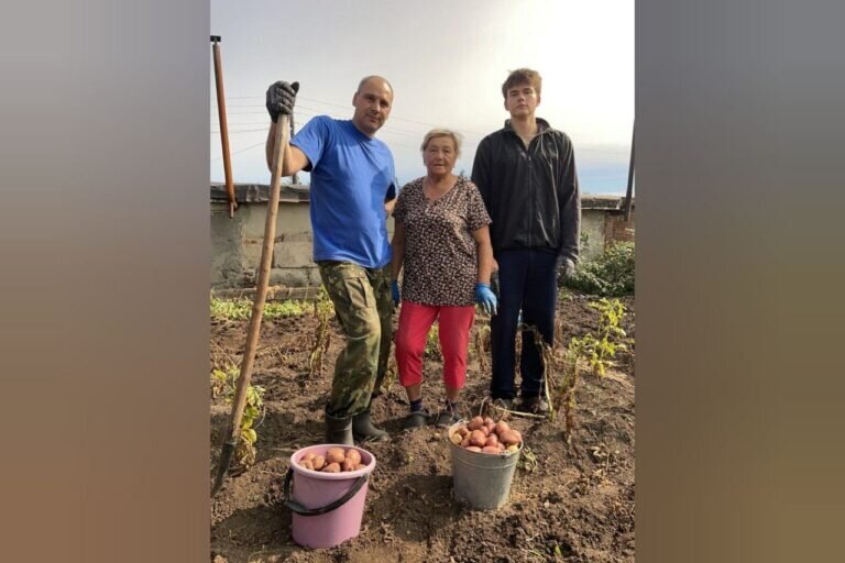    Губернатор Денис Паслер: «Современные бабушки и дедушки дают фору молодежи» Андрей Севостьянов