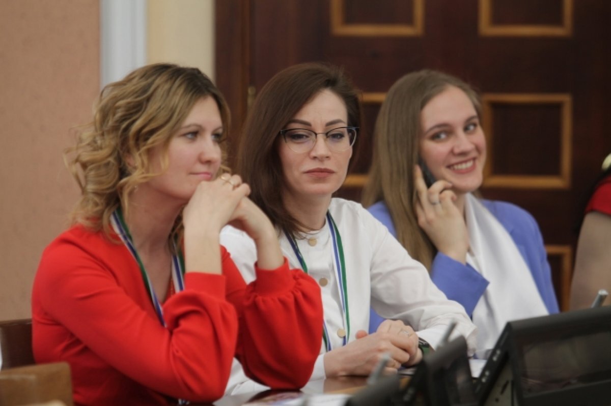    Поддержать псковского педагога на конкурсе «Учитель года» можно онлайн