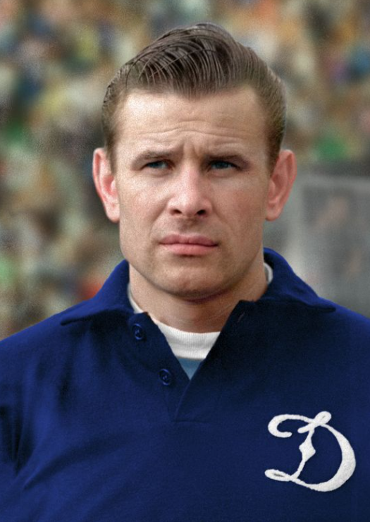 Лев Яшин (фото в цвете) / источник: Klimbim