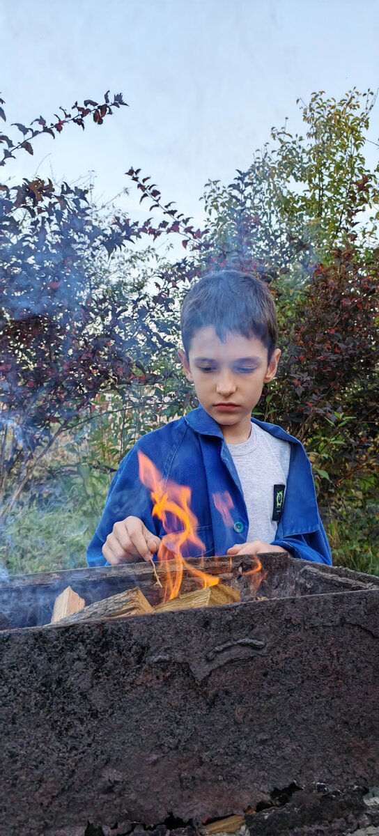 Самый главный любитель жечь что-то в мангале. 