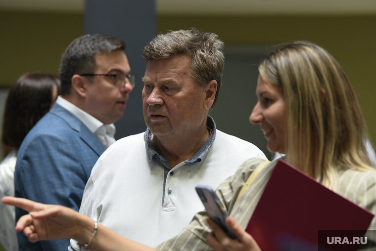    Владимир Воротников несколько дней лежал в реанимации в тяжелом состоянии