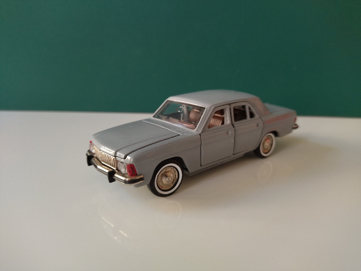 Полный перекрас саратовской модели