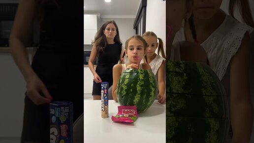 Alinka Malinka Tv | Короче говоря Алинка снова ест вкусняшки #shorts # ...
