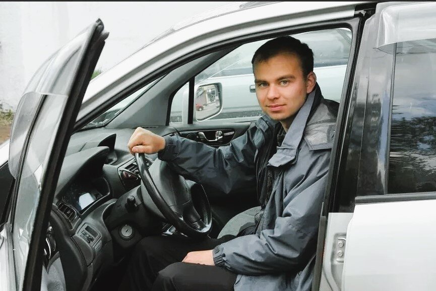 Парень в авто Любительское