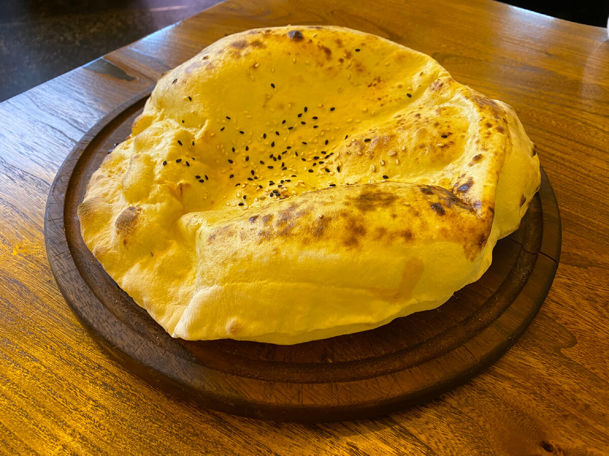 Воздушная лепешка за 200 руб.