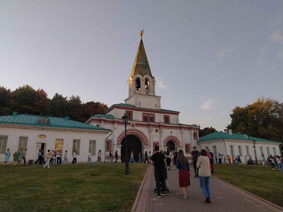 Передние ворота Государева двора в Коломенском