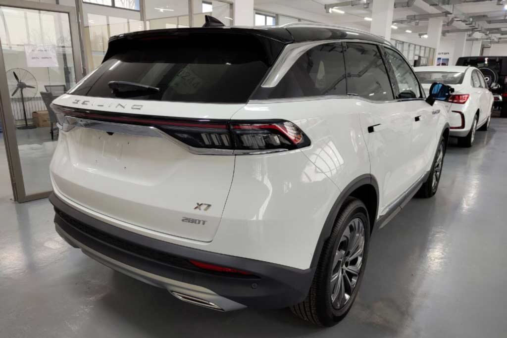 Китайский автомобиль Beijing