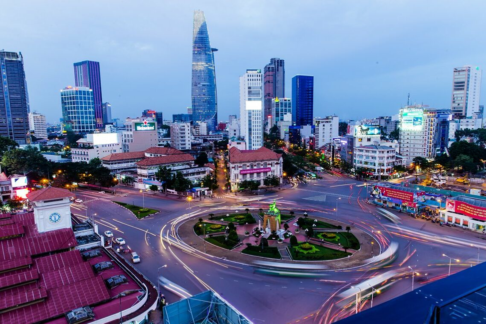 Хошимин, ранее Сайгон - бывшая столица Южного Вьетнама, ставшая центром экономического развития страны