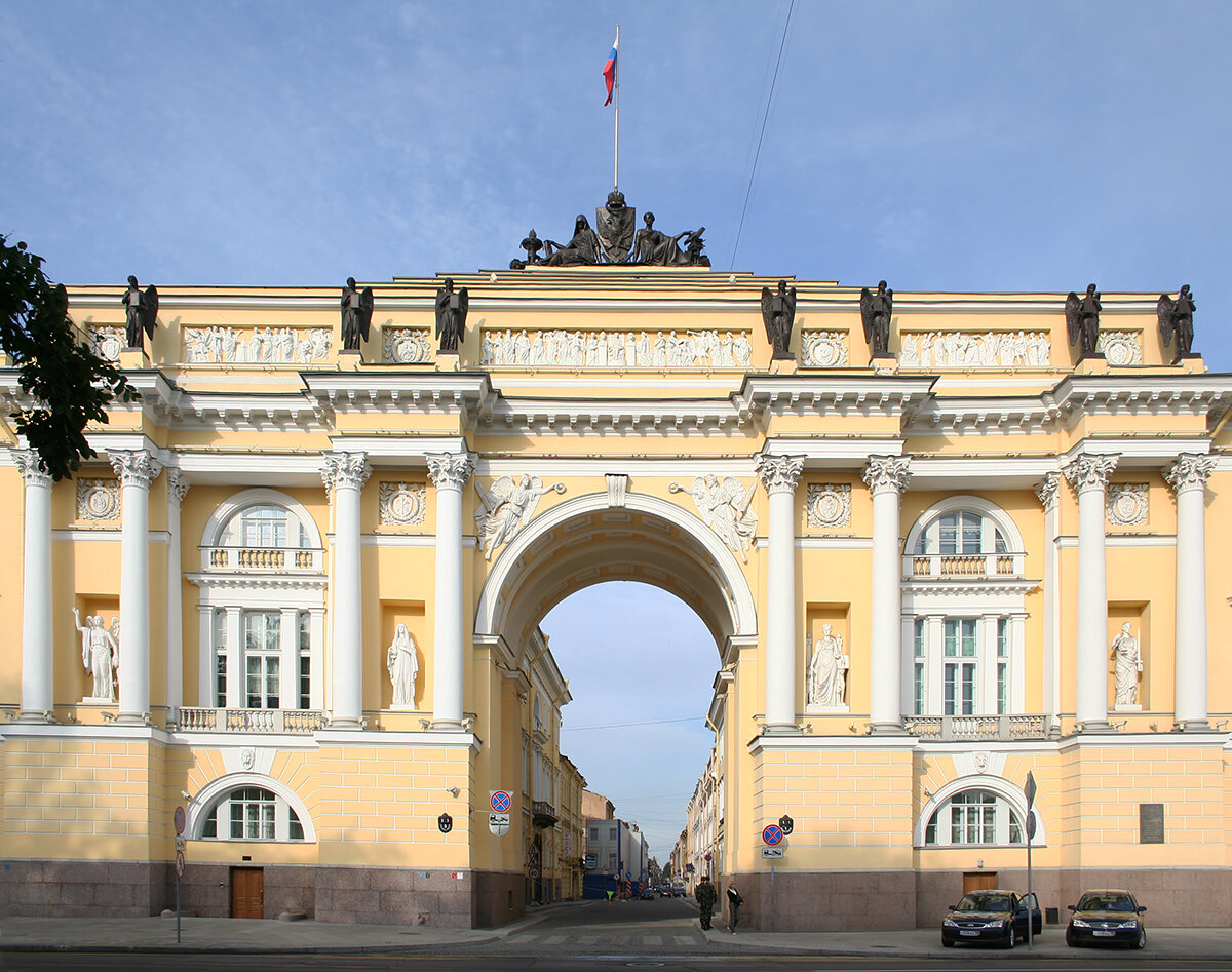 Здание Сената и Синода. источник citywalls.ru