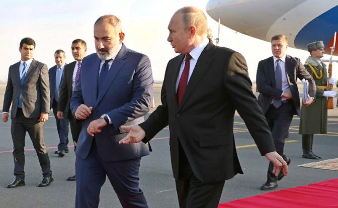Экс-помощник главного советника президента Армении по национальной безопасности Владимир Погосян высказал претензии на российские Крым, Сочи и Краснодарский край.