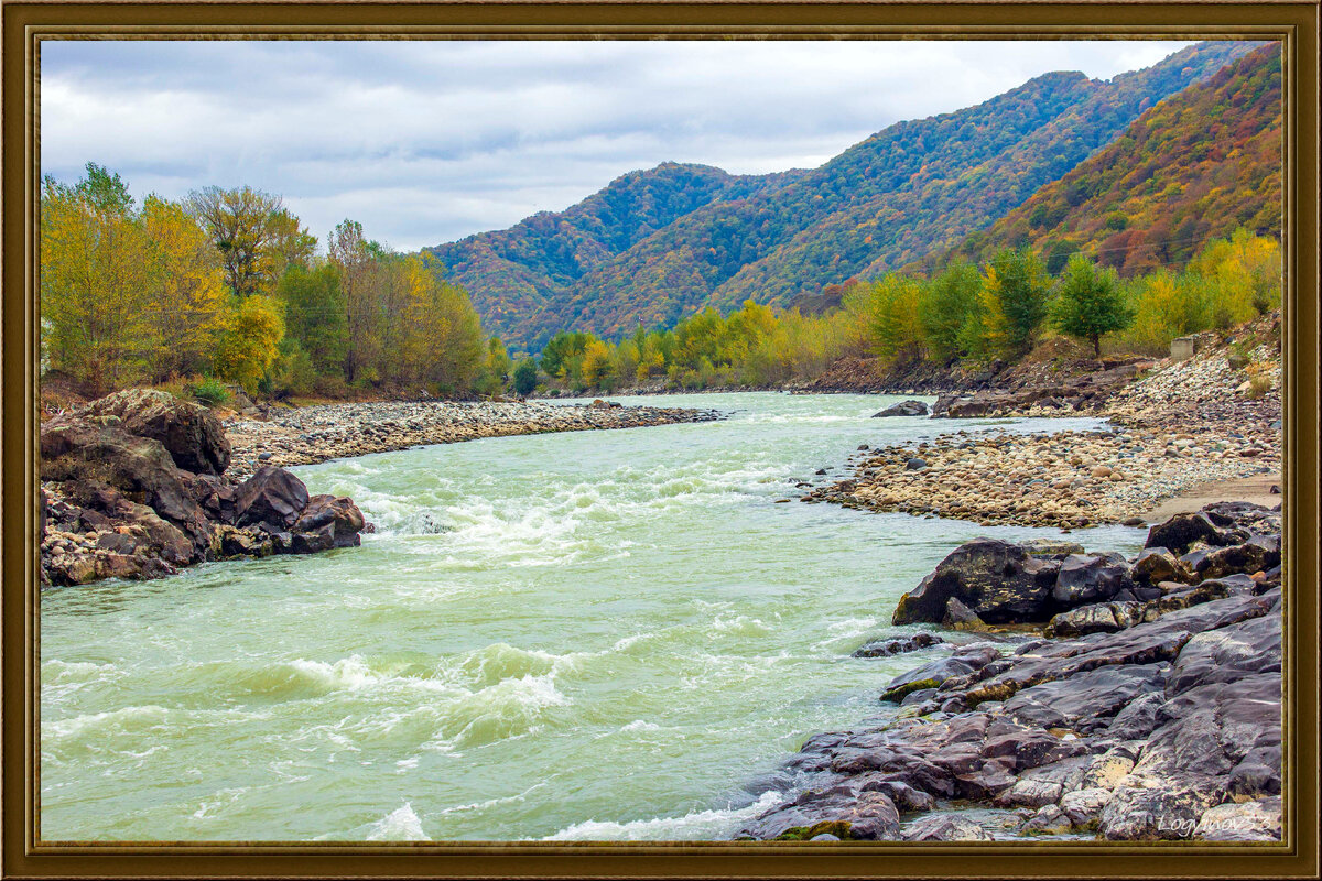 Водопады Учкулан фото