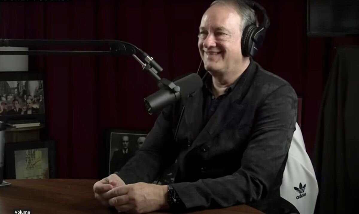 Рон Джеймс утверждает, что командование Пентагона блокировало исследования НЛО, потому что «считало пришельцев демонами».