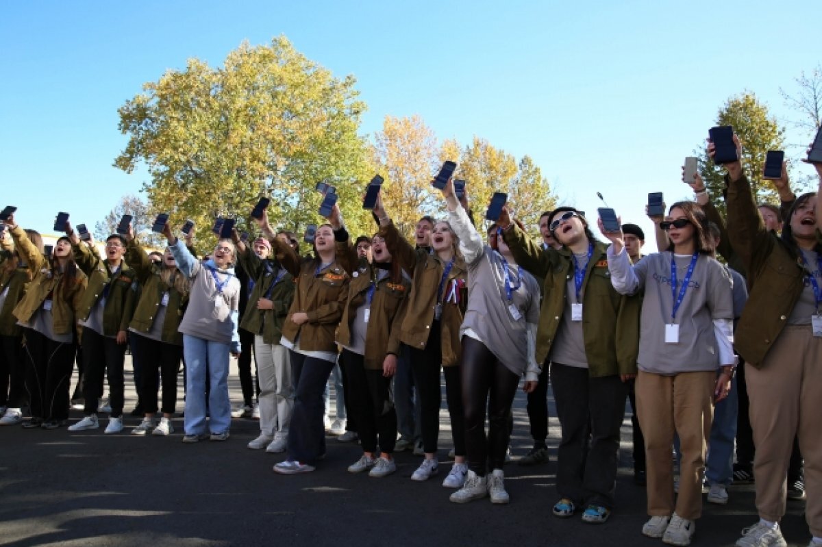    На Камчатке открылась первая выездная школа студотрядов