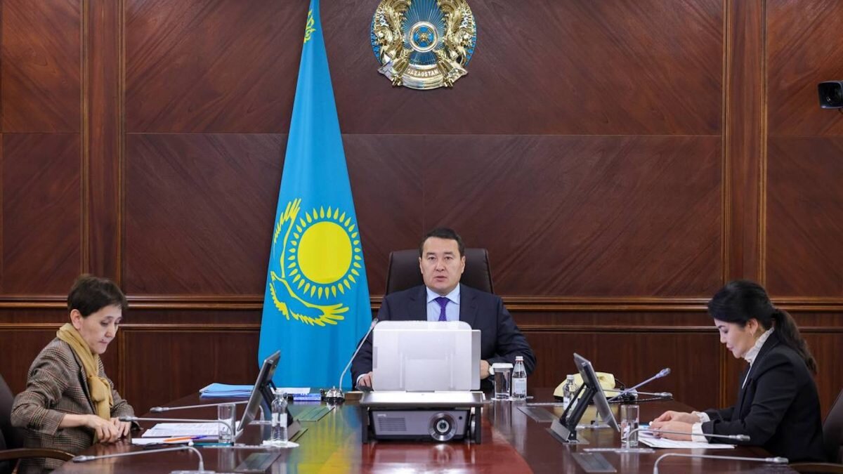    Фото: пресс-служба премьер-министра Рашид Ахмежанов
