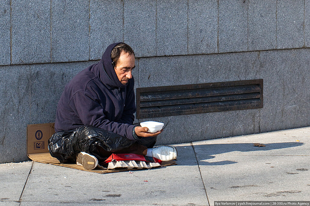 Στο φόρουμ preddverie.mybb.ru το 2017, δηλ.  πολύ πριν από όλα αυτά τα γεγονότα δημοσιεύτηκε μια προφητεία κάποιου γέροντα, που ονομάζεται «Η προφητεία των επτά Πολέμων του Έλληνα Γέροντα Γεωργίου» -16