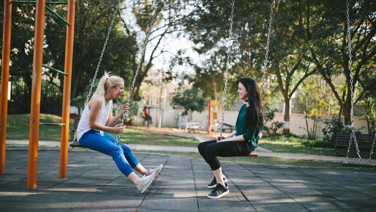    Когнитивных нарушений можно избежать: ученые призвали разговаривать© Unsplash | Bewakoof.com Официальный