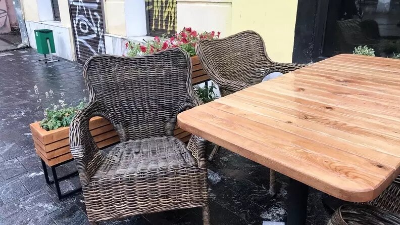     В Ростове-на-Дону в одном из кафе в центральной части города заметили крысу, сообщили местные жители в соцсети «ВКонтакте» в группе «Главный — Новости Ростова-на-Дону — 161».