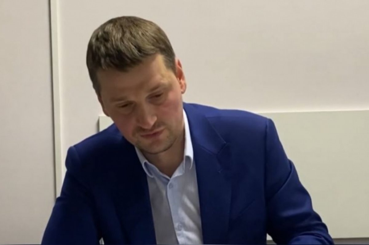    В Волгограде экс-следователя СКР и прокурора отправили в колонию за взятки