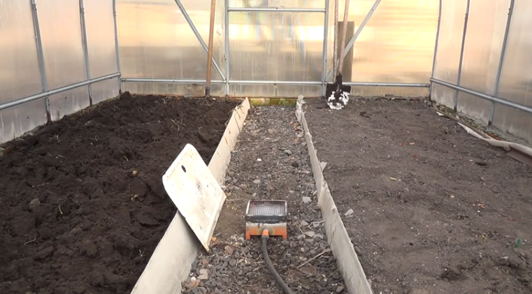 Уход за теплицей